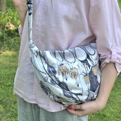 Hobo handbag, "Carousel" Big 4 Hobo handbag, "Carousel" Big 4