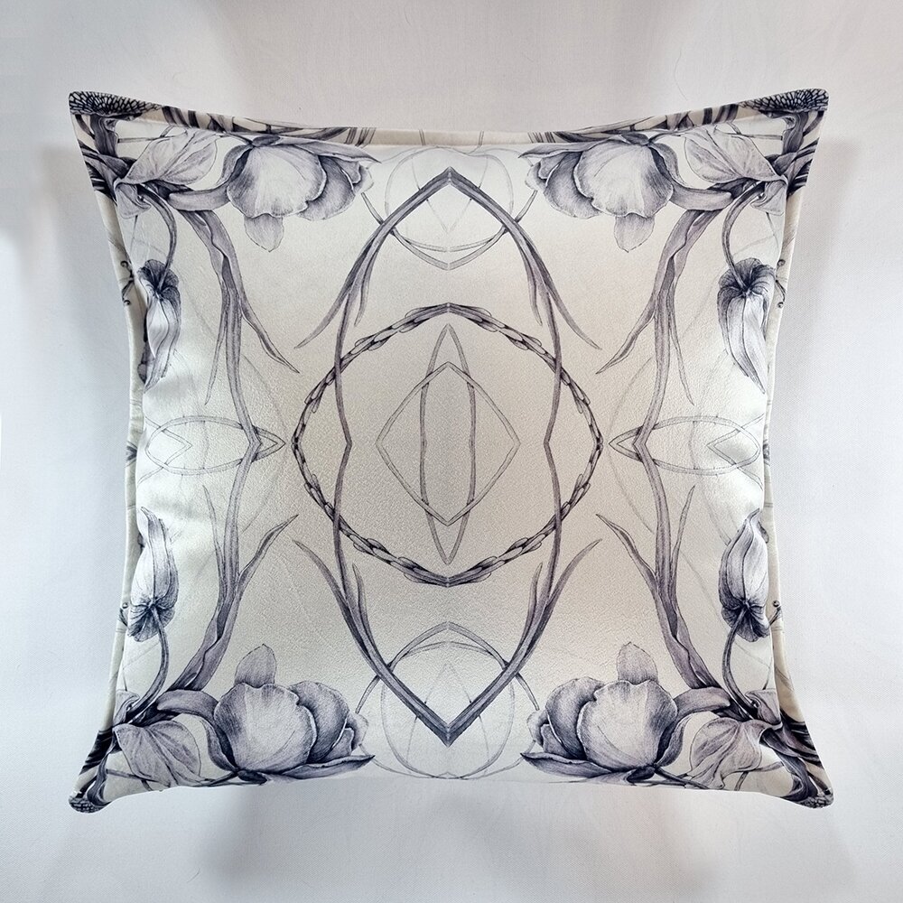 PILLOW "White Tulips"